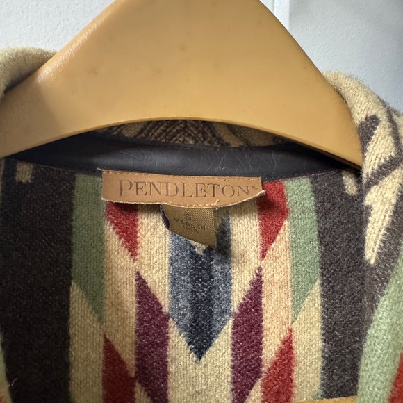 Pendleton Multicolor Tribal Pattern Coat with Black Trim - Picture 3 of 4